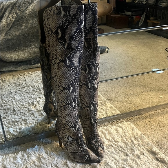 Guess Shoes - Guess Naddy Snakeskin Heeled Over The Knee Boots